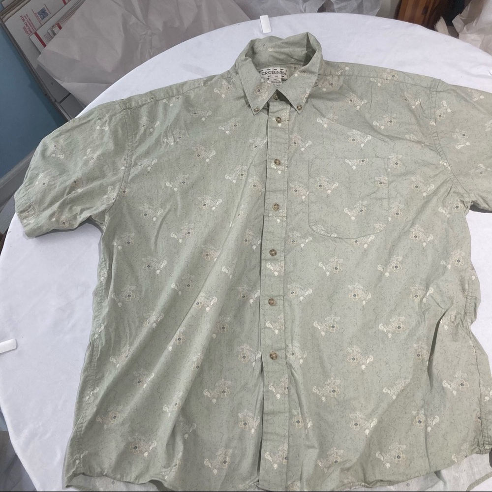 🌲Crossings short sleeve shirt